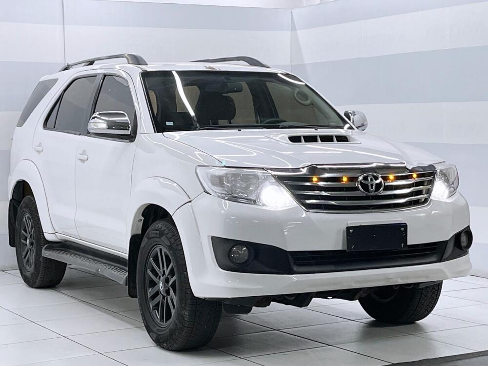 Toyota Hilux SW4