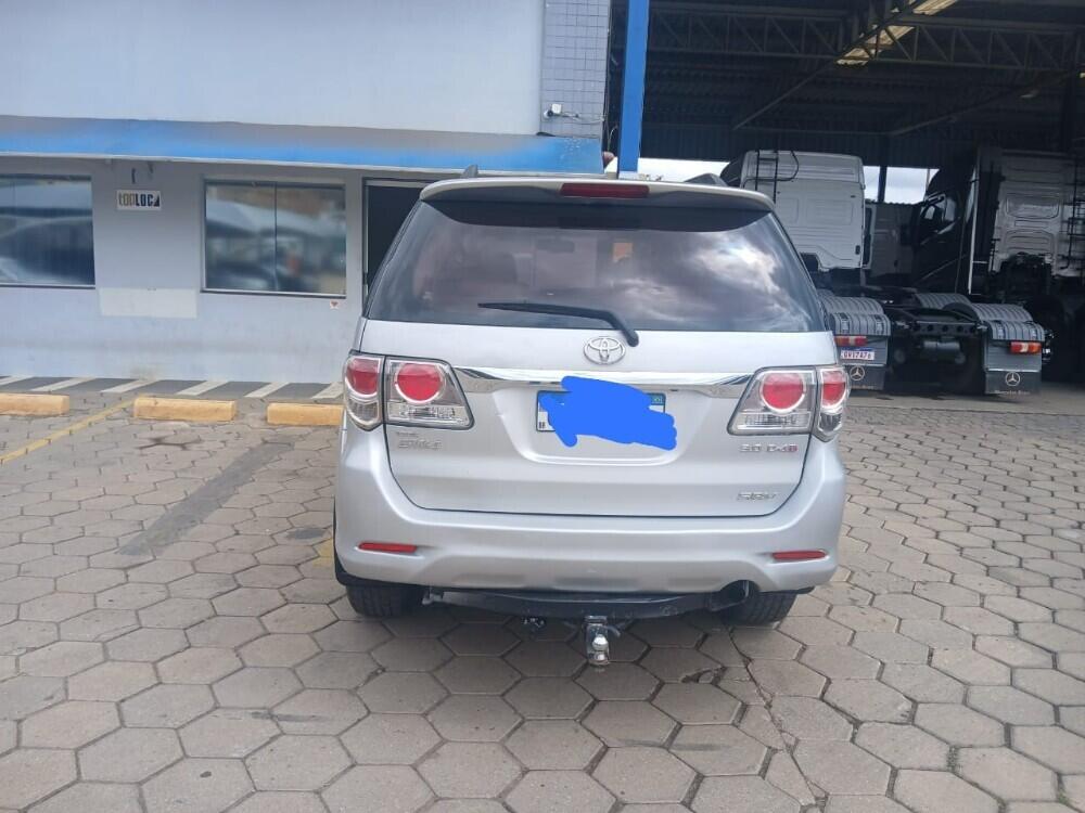 Toyota Hilux SW4