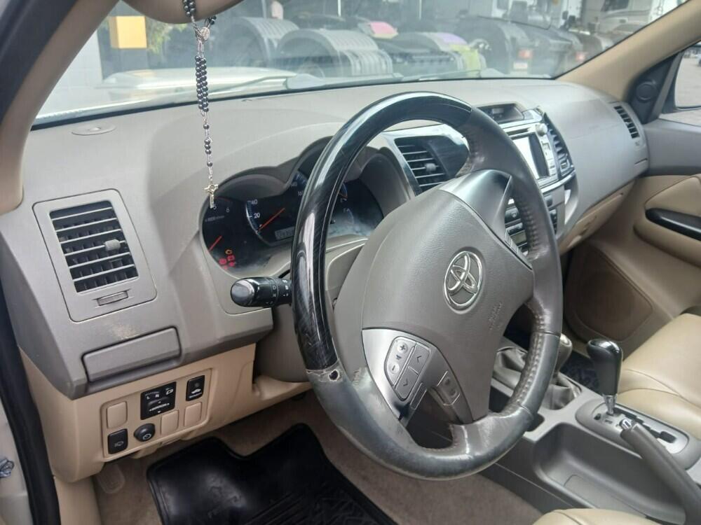 Toyota Hilux SW4