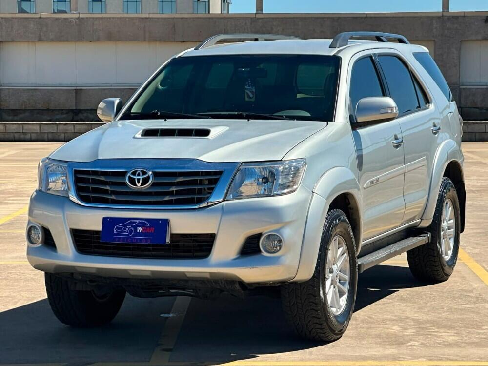 Toyota Hilux Sw4 2.7 16V 2012