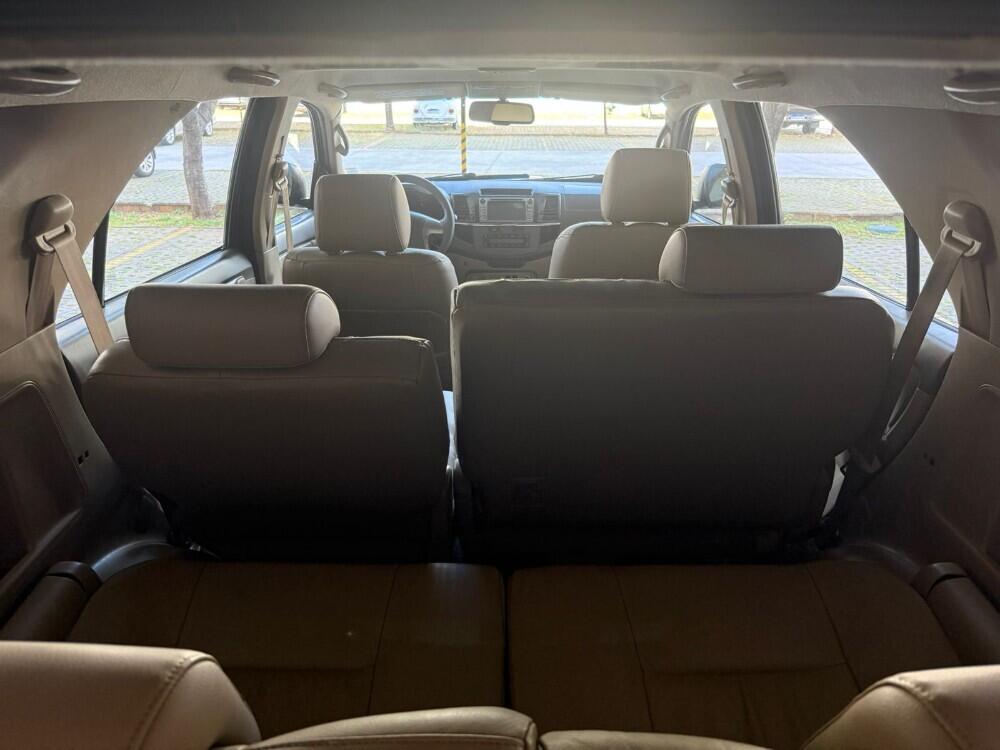 Toyota Hilux SW4