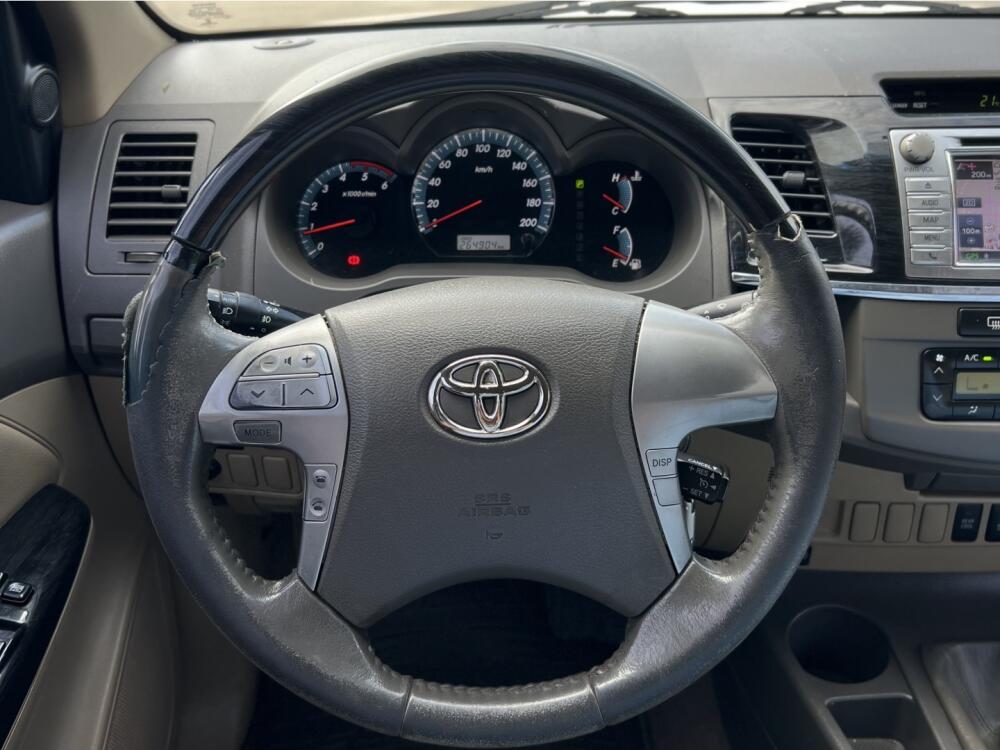 Toyota Hilux SW4