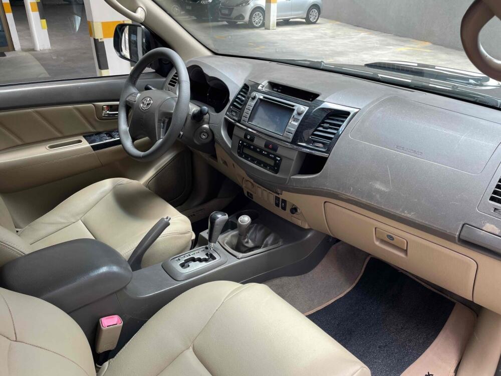 Toyota Hilux SW4