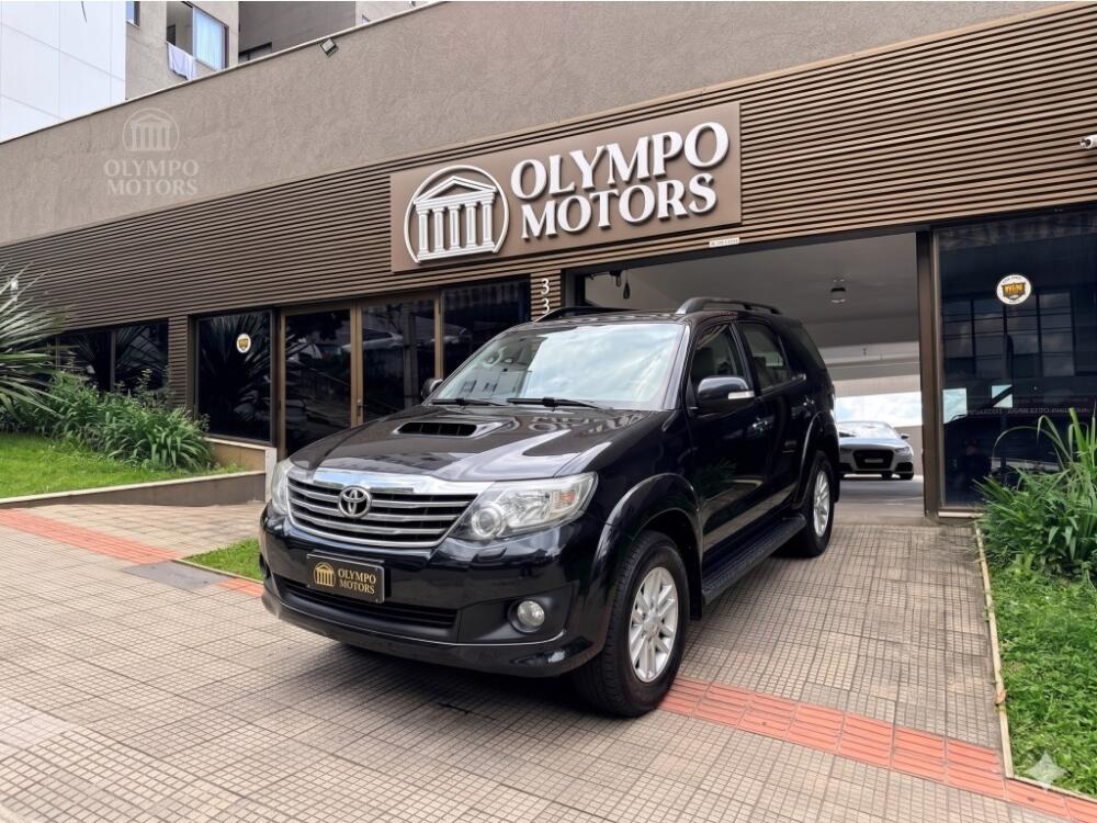 Toyota Hilux SW4