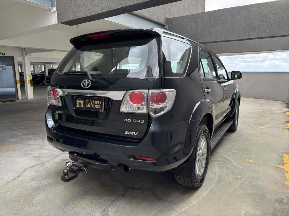 Toyota Hilux SW4