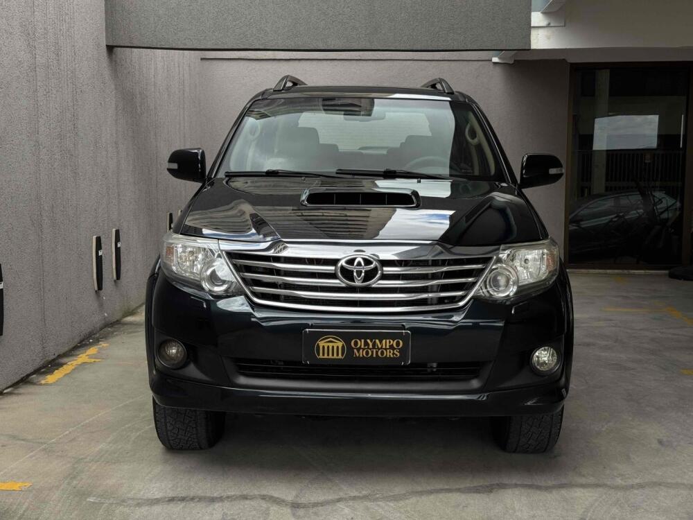Toyota Hilux SW4