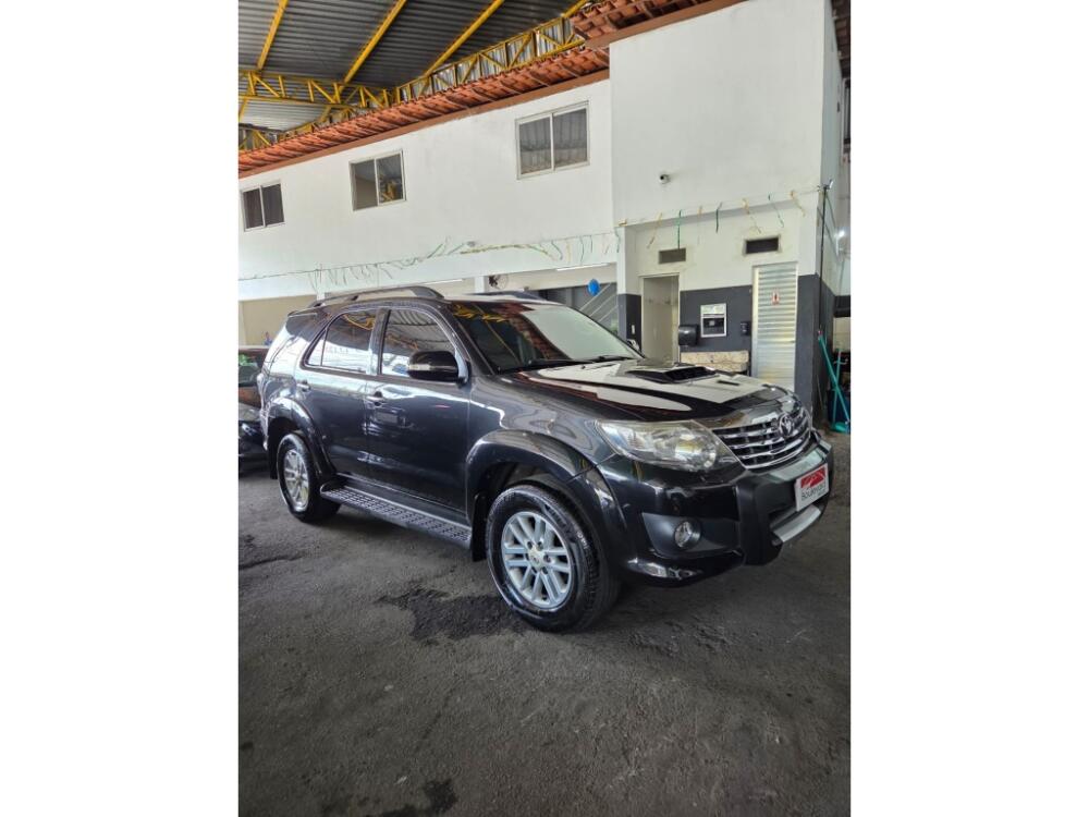 Toyota Hilux SW4