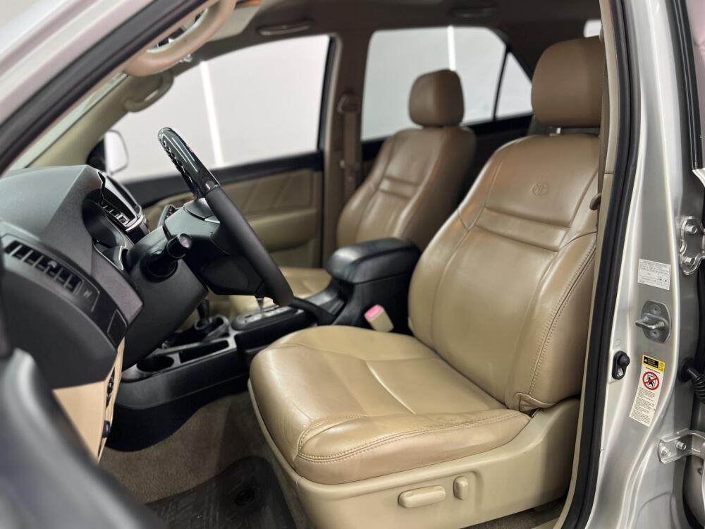 Toyota Hilux SW4
