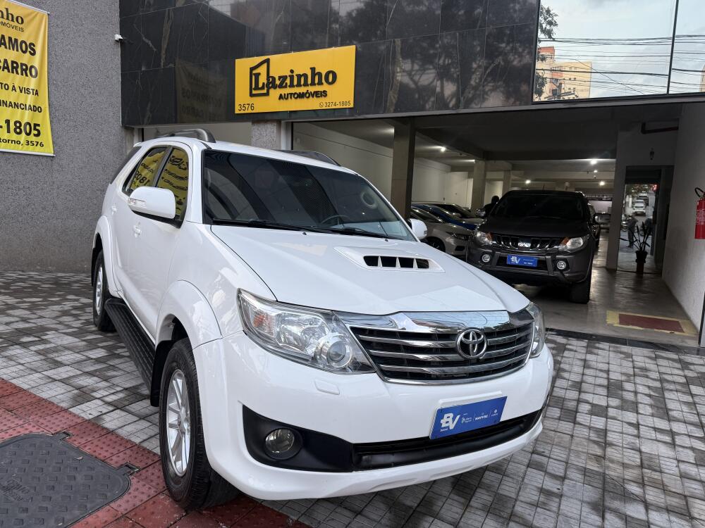 Toyota Hilux SW4