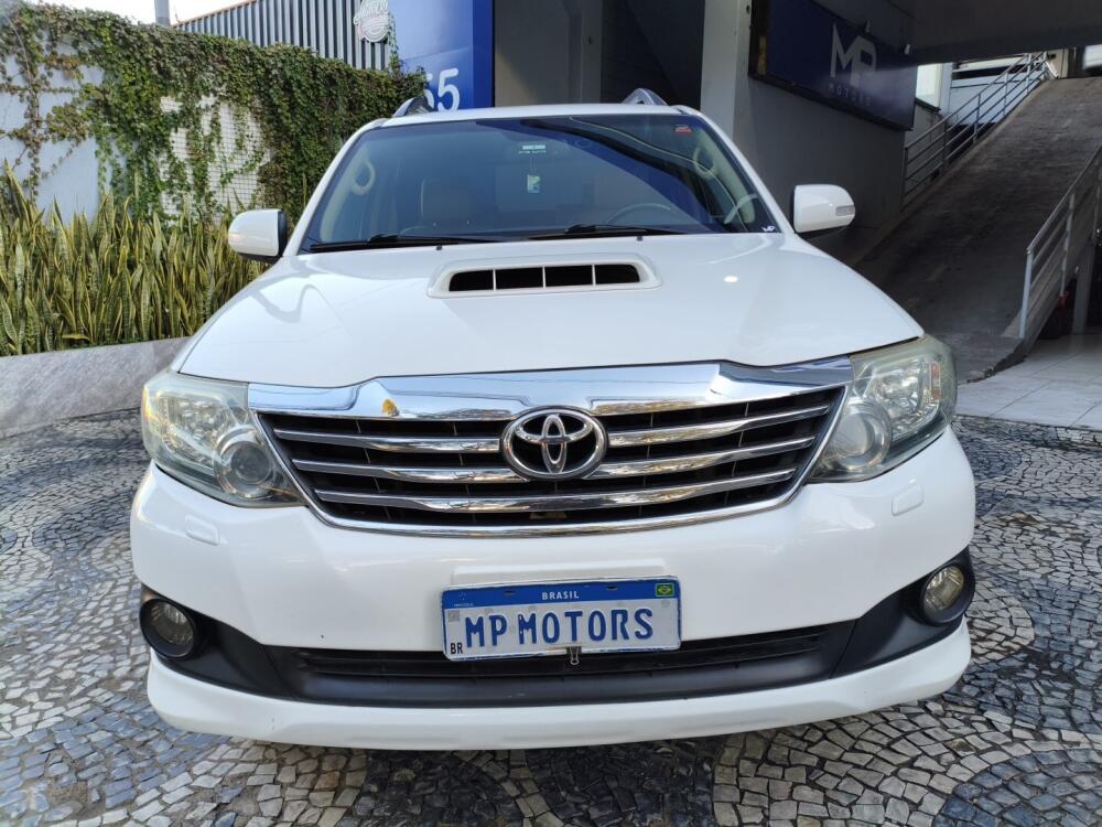 Toyota Hilux SW4