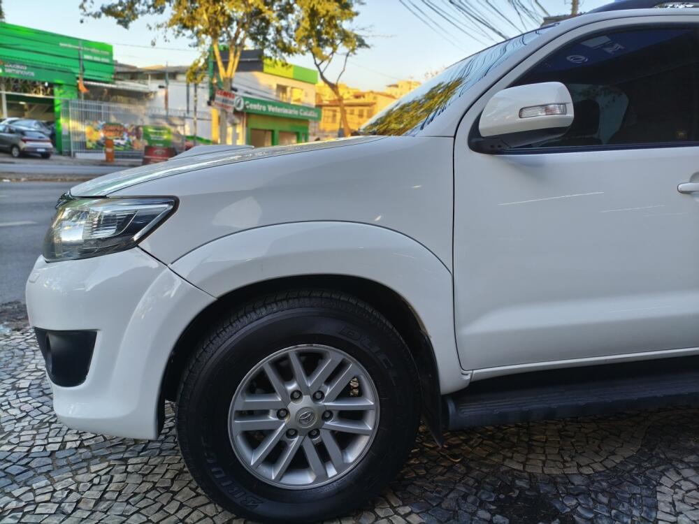 Toyota Hilux SW4