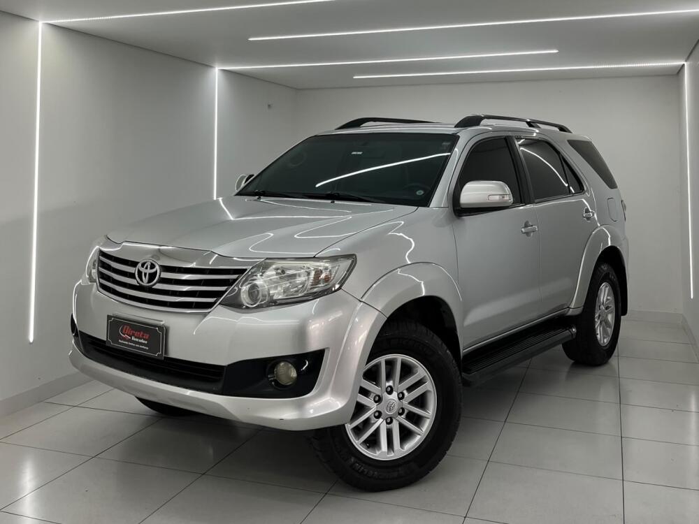 Toyota Hilux SW4