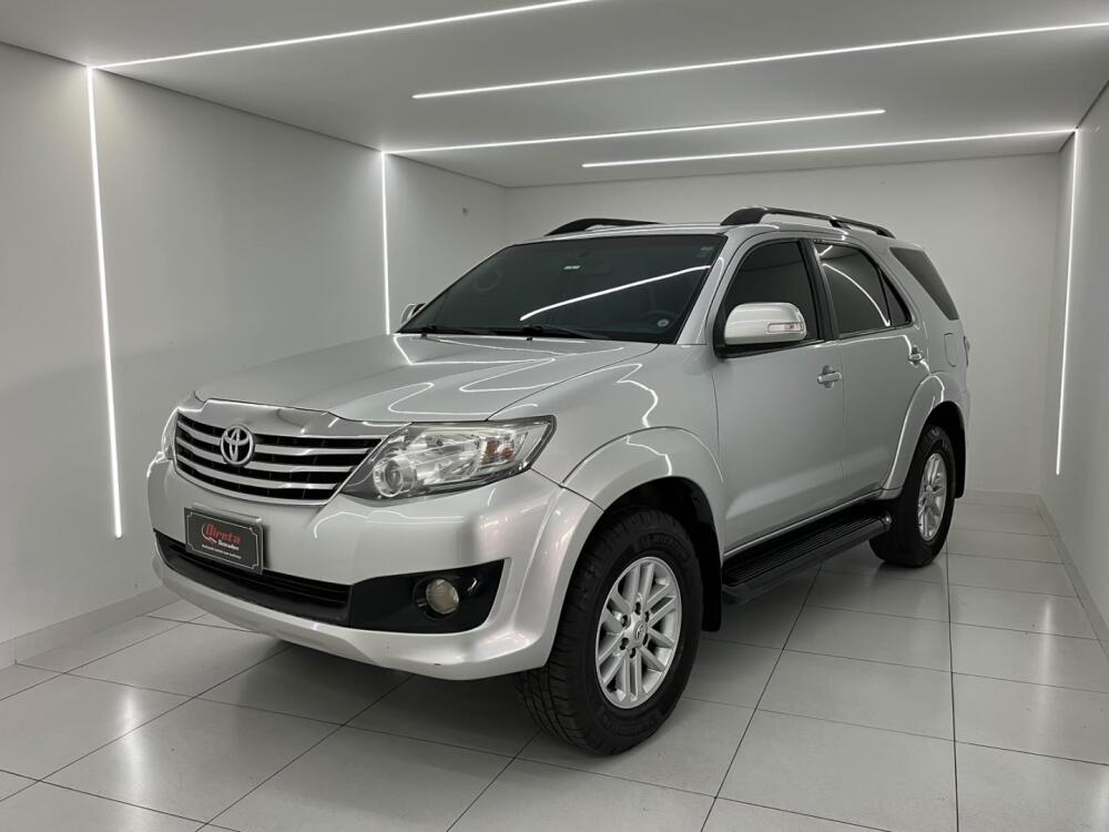 Toyota Hilux SW4