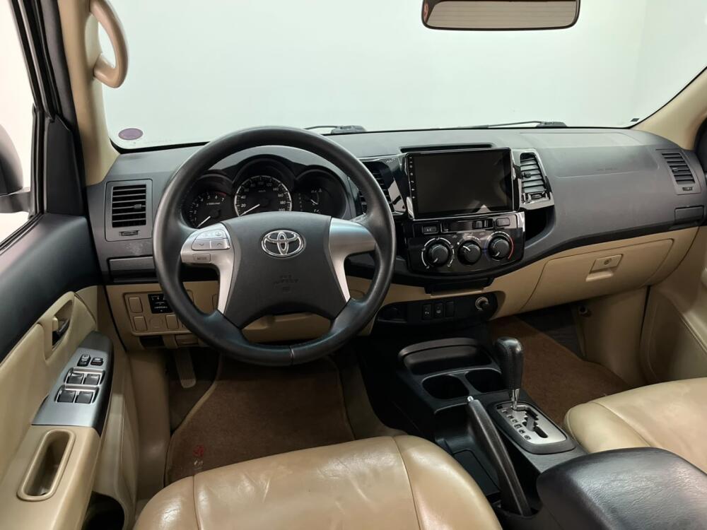 Toyota Hilux SW4