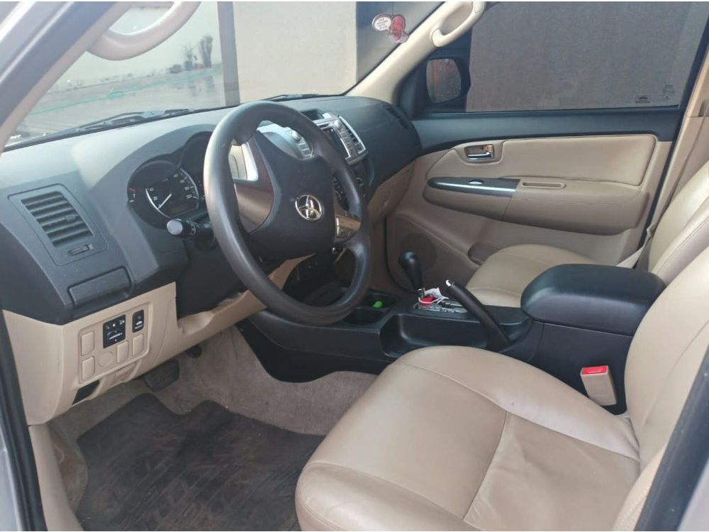 Toyota Hilux SW4