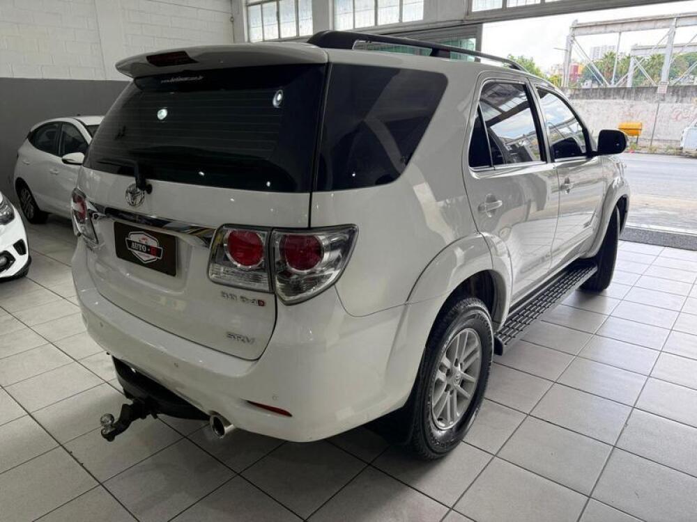Toyota Hilux SW4