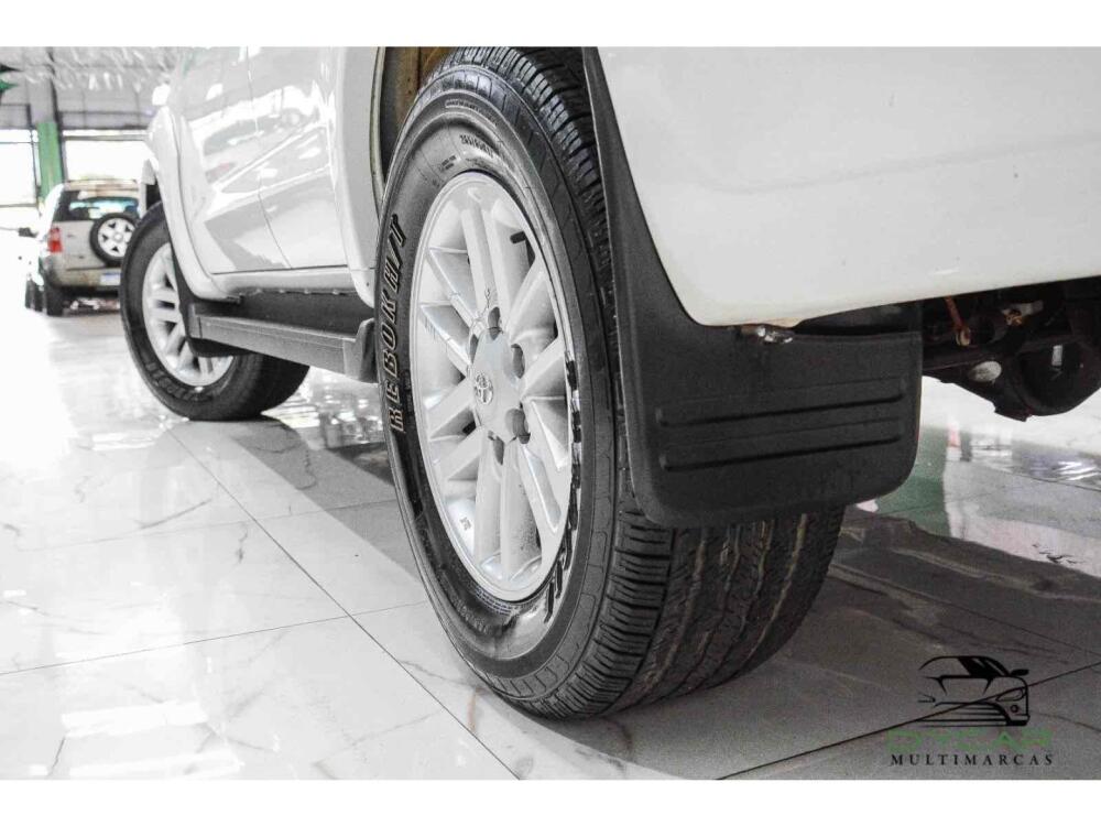 Toyota Hilux SW4