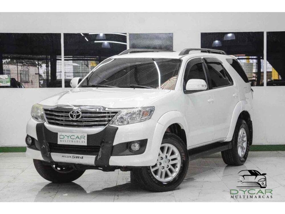 Toyota Hilux SW4