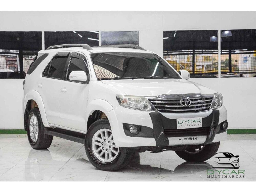 Toyota Hilux SW4