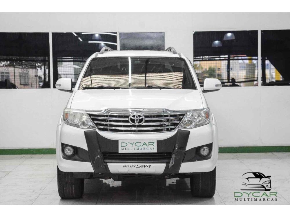 Toyota Hilux SW4