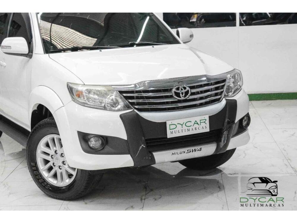 Toyota Hilux SW4