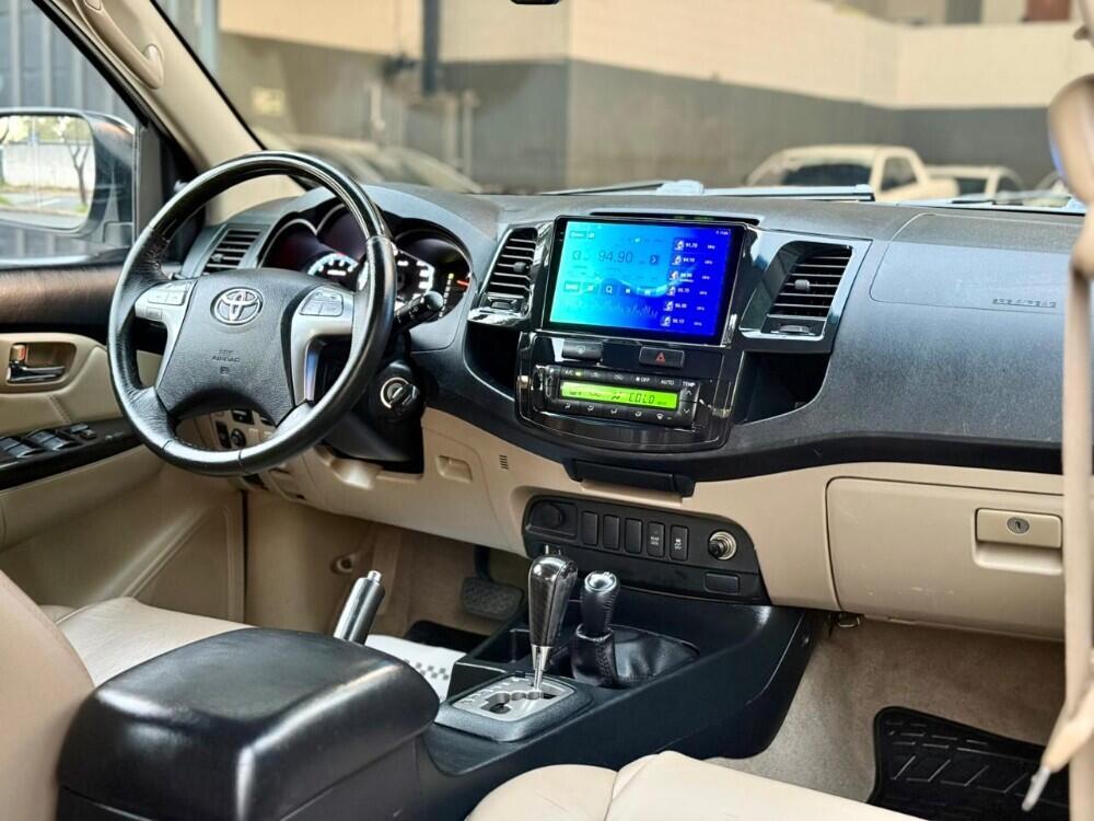 Toyota Hilux SW4