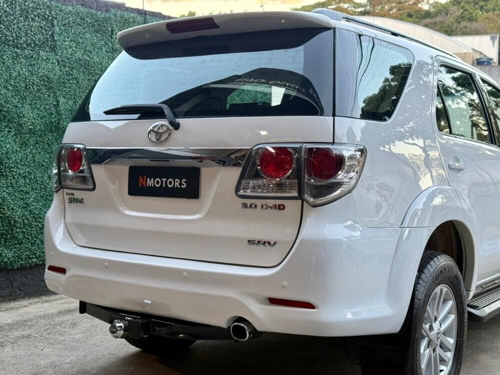 Toyota Hilux SW4