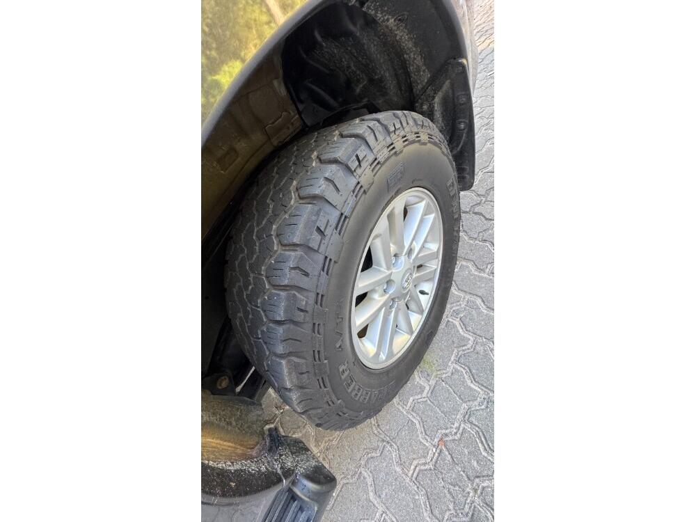 Toyota Hilux SW4