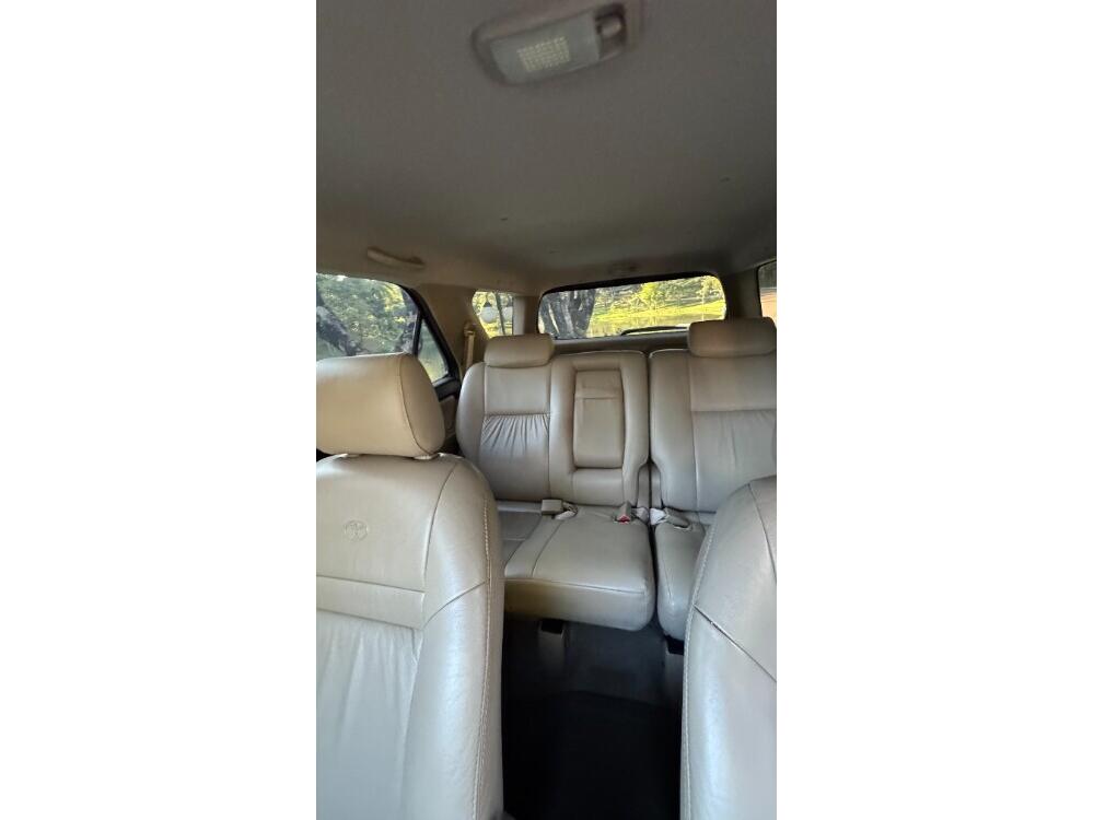 Toyota Hilux SW4