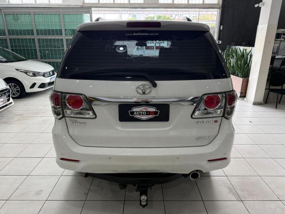 Toyota Hilux SW4