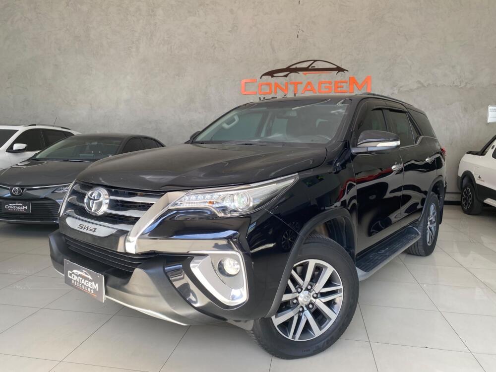 Toyota Hilux SW4