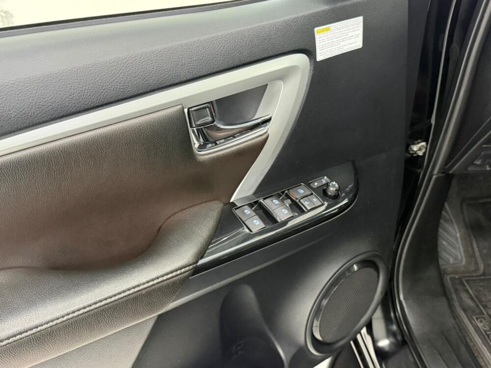 Toyota Hilux SW4