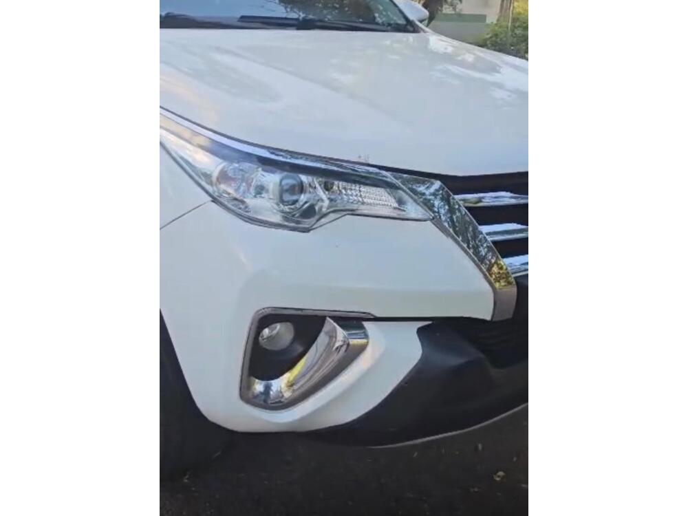 Toyota Hilux SW4