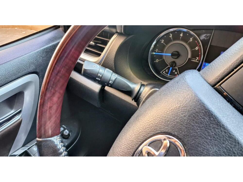 Toyota Hilux SW4