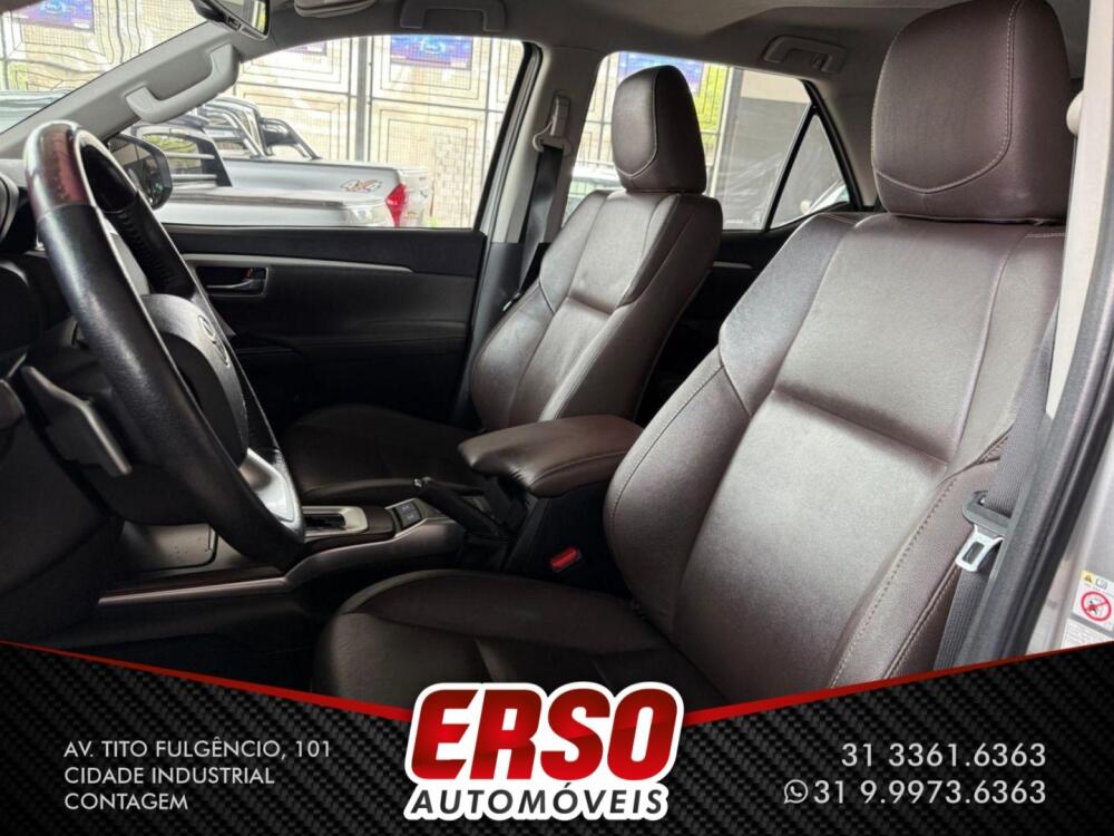 Toyota Hilux SW4