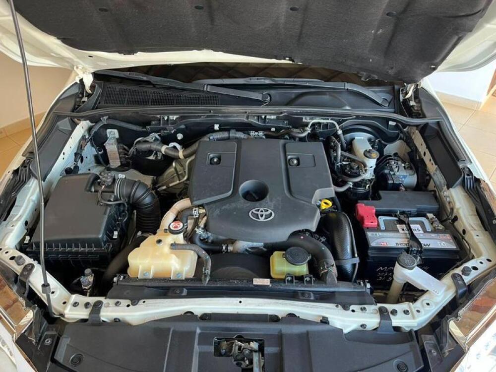 Toyota Hilux SW4