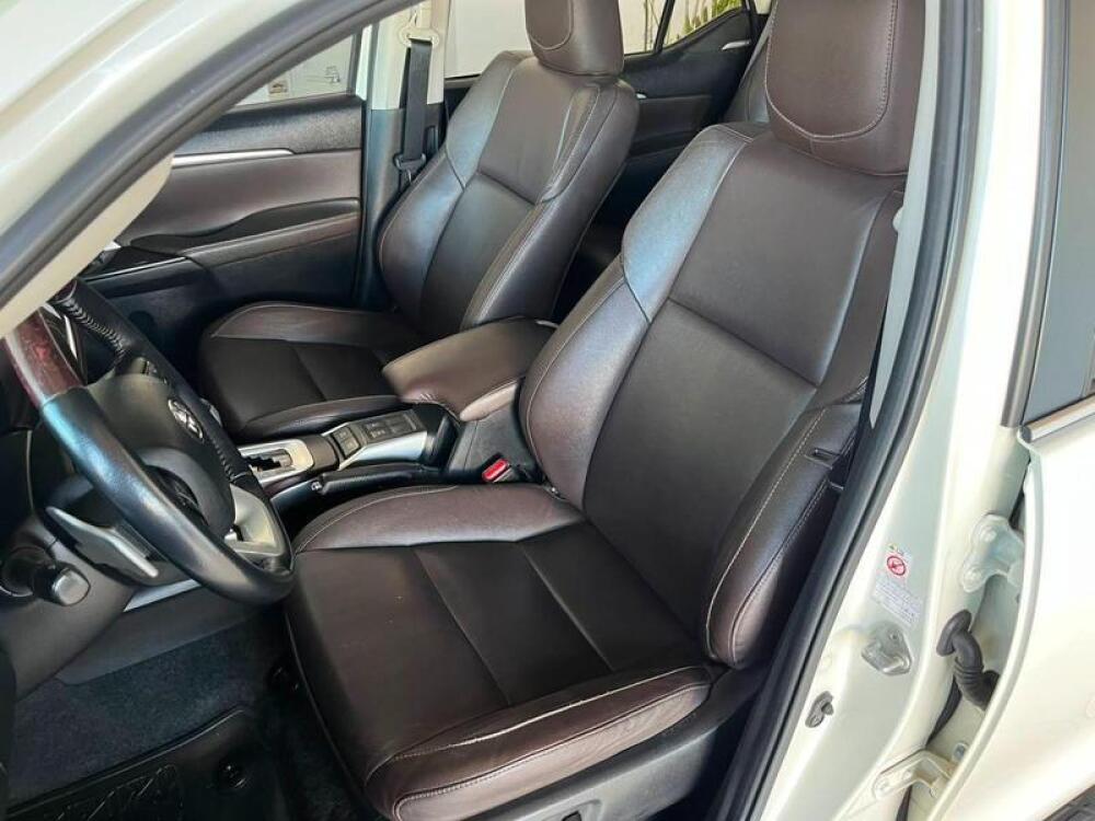 Toyota Hilux SW4