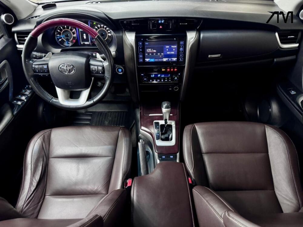 Toyota Hilux SW4