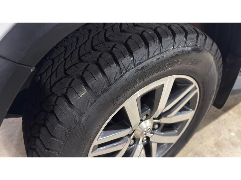 Toyota Hilux SW4