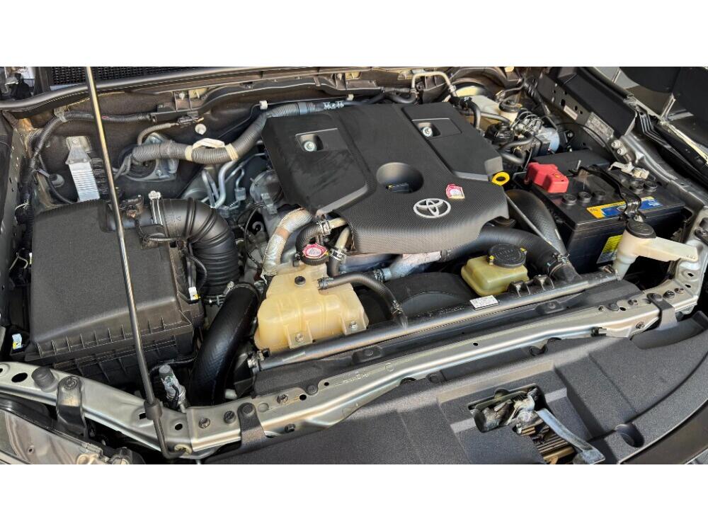 Toyota Hilux SW4