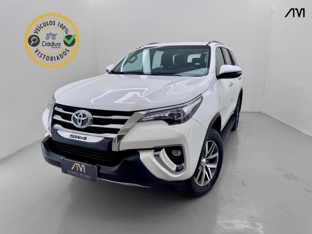 Toyota Hilux SW4