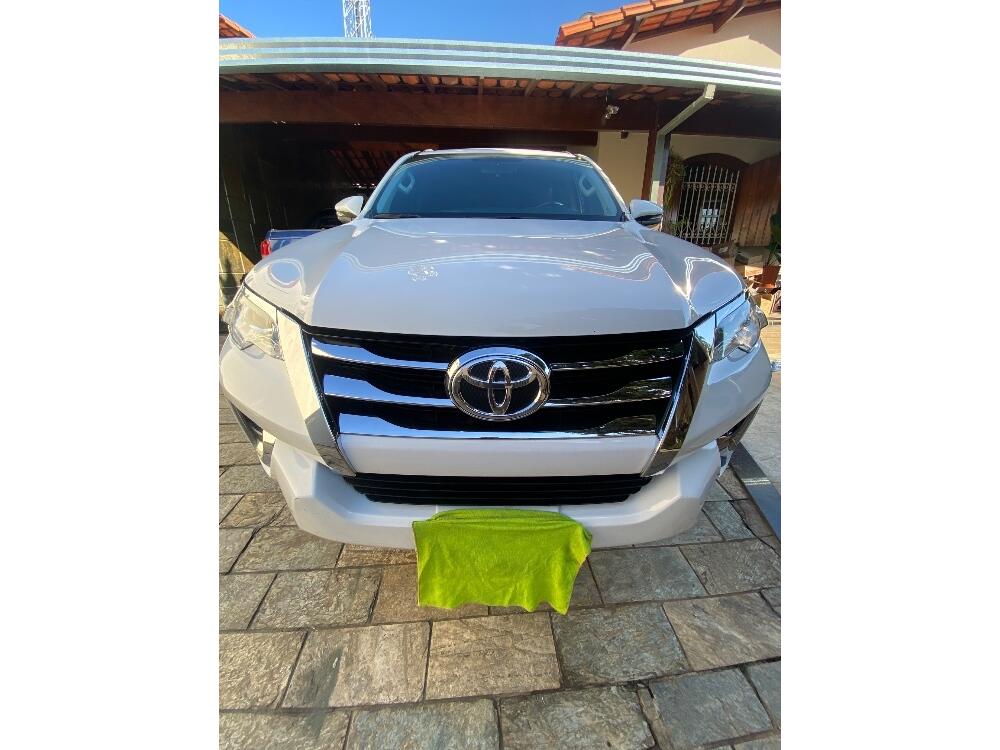 Toyota Hilux Sw4 2.7 16V 2018