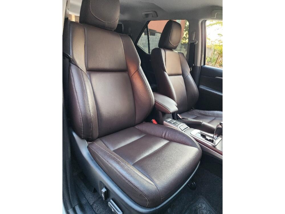 Toyota Hilux SW4