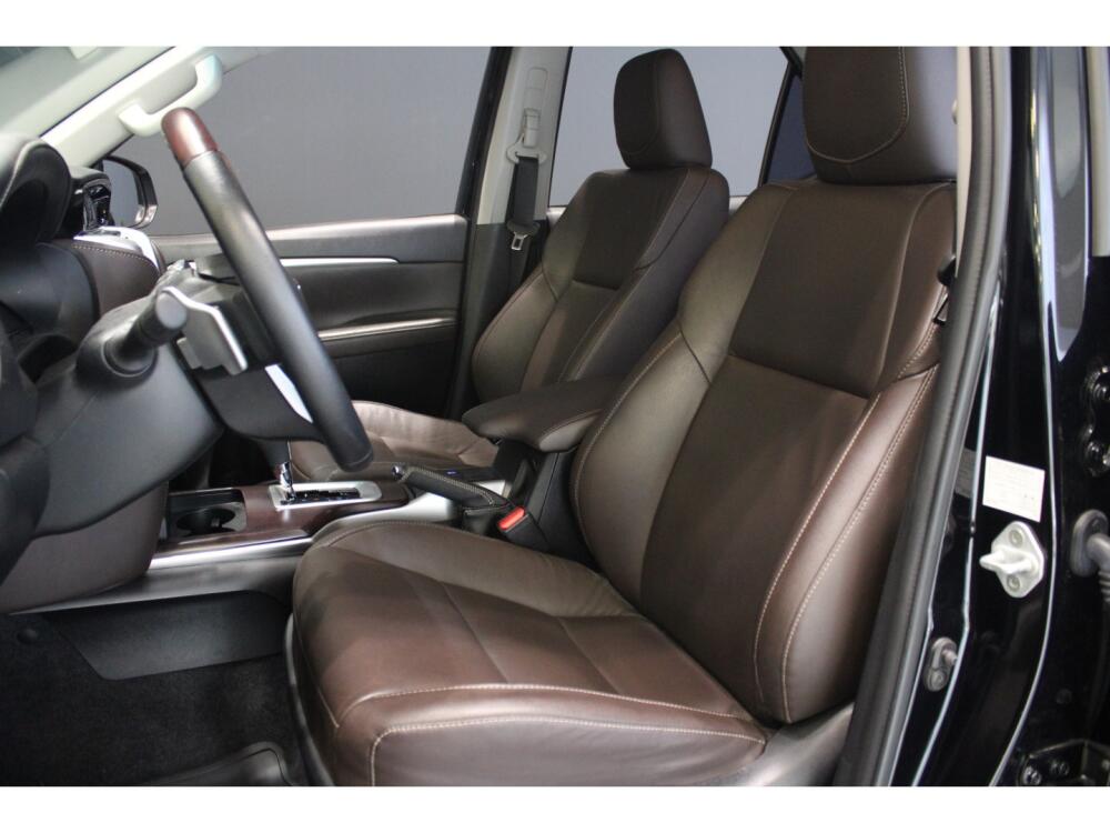 Toyota Hilux SW4