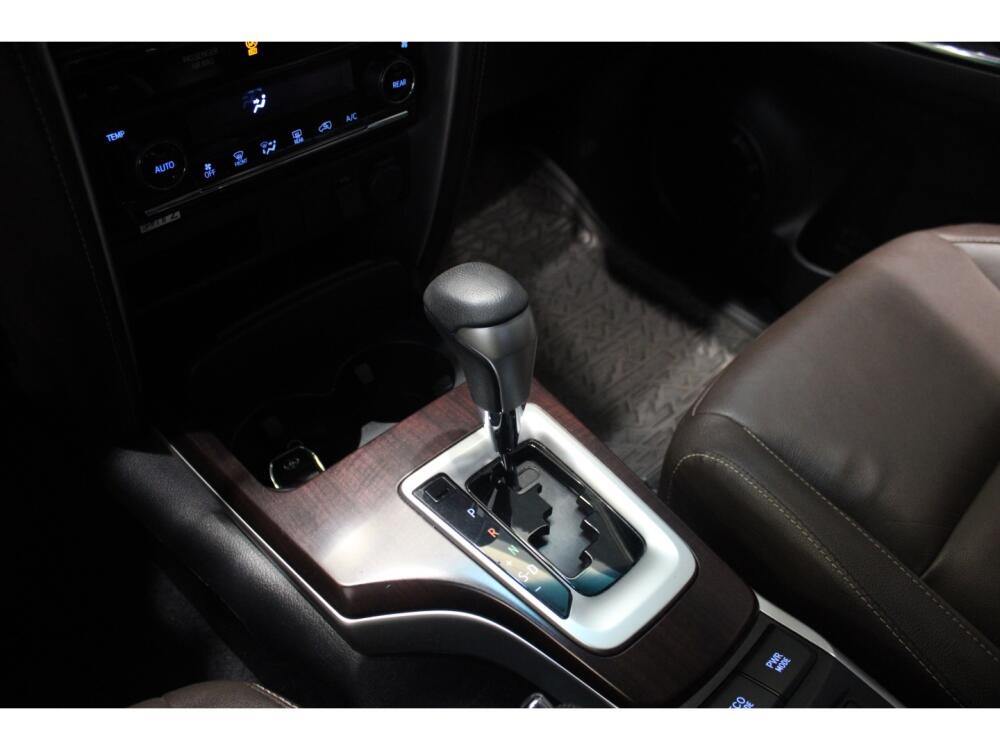 Toyota Hilux SW4
