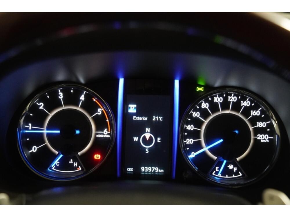 Toyota Hilux SW4