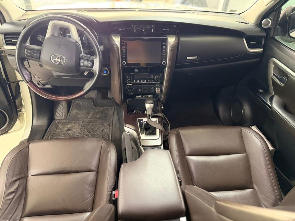 Toyota Hilux SW4