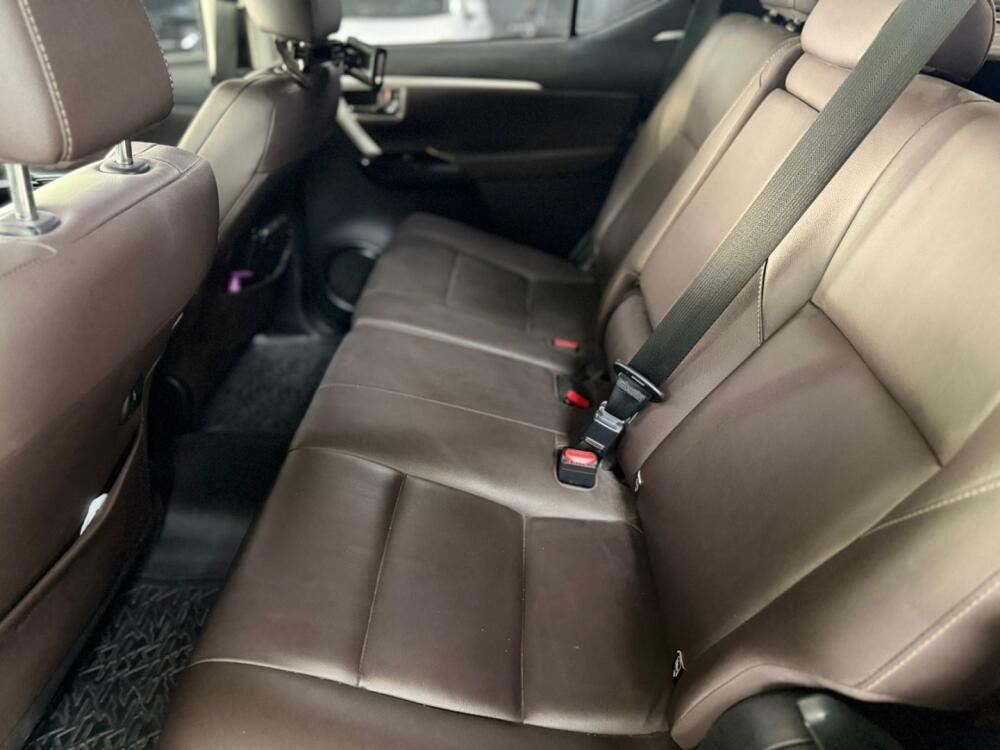 Toyota Hilux SW4