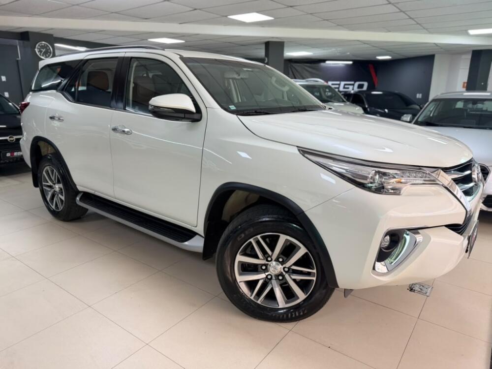 Toyota Hilux Sw4 2.8 SRX 4X4 16V TURBO INTERCOOLER DIESEL 4P AUTOMÁTICO 2019