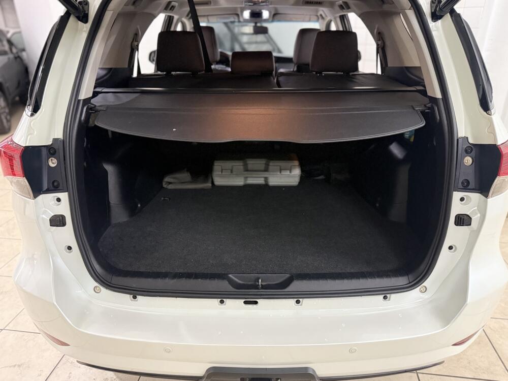Toyota Hilux SW4